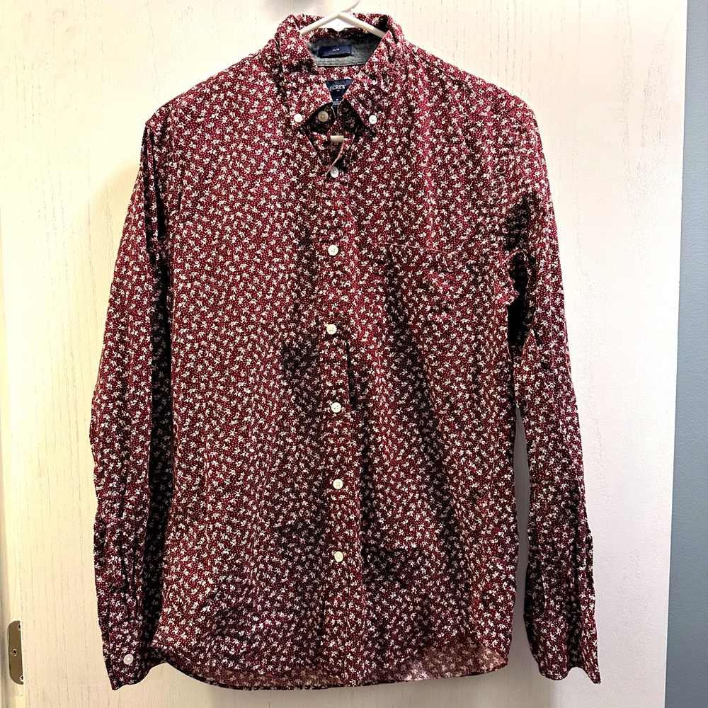 J Crew Women’s Button Down Shirt. 💯 Cotton. Size Medium. Used/Good Cond